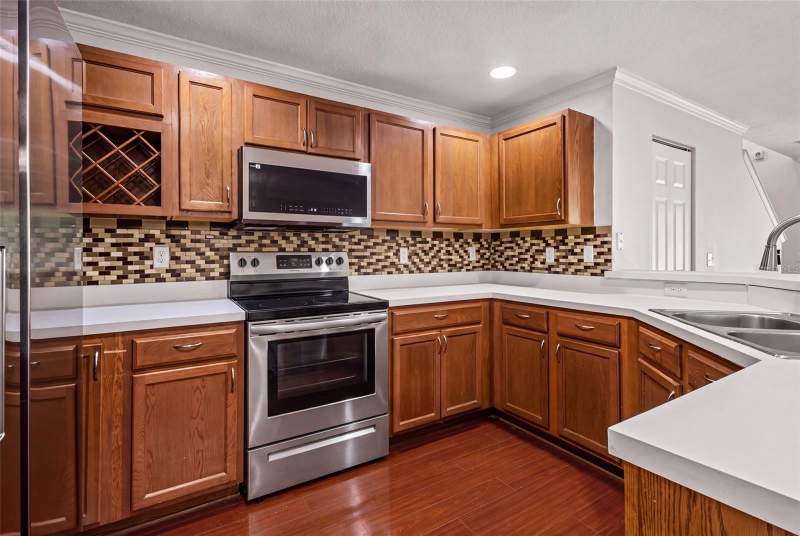 3 bedroom Townhouse at 2972 Royal Tuscan Lane, Wedgewood Twnhms, Valrico — photo 5