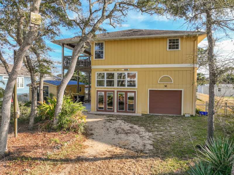 3 bedroom Single Family Residence at 32 Armand Beach Drive, Armand Beach East Sub, Palm Coast — photo 1