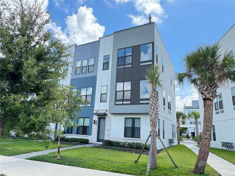 3 bedroom Townhouse at 2362 Addalia Alley, Brix/The Packing District, Orlando — photo 3