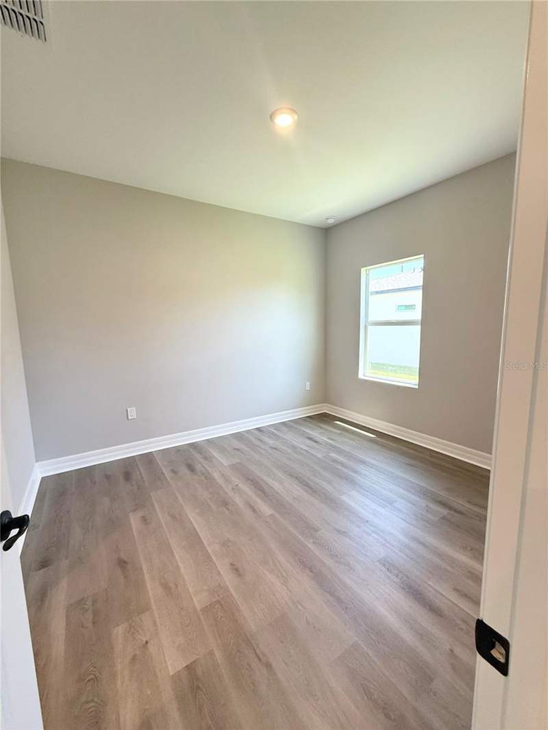 4 bedroom Single Family Residence at 13409 Gainesville Avenue, Port Charlotte Sec 085, Port Charlotte — photo 4