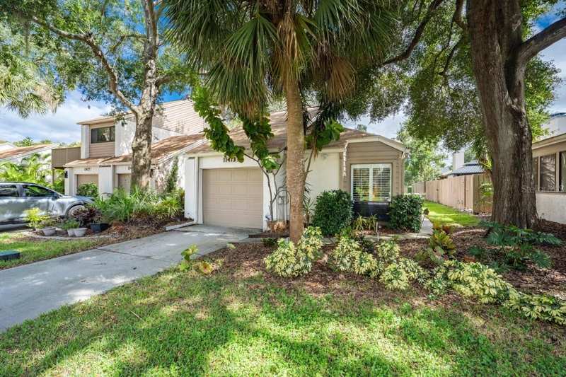 2 bedroom Townhouse at 11413 Galleria Drive, Galleria, Tampa — photo 1