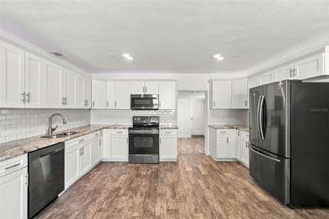 4107 W Wyoming Avenue, Tampa FL - photo 10 of 42