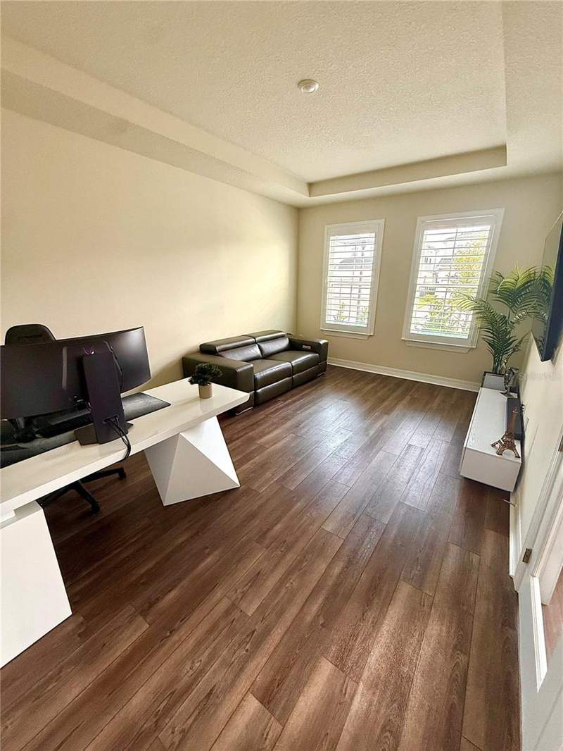 5 bedroom Single Family Residence at 8441 Park Cliff Way, Parkview Reserve Ph 2, Orlando — photo 4