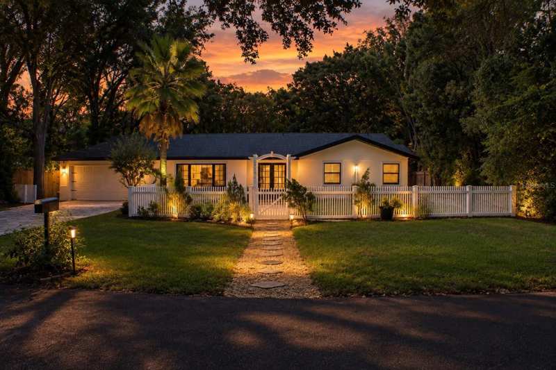 4 bedroom Single Family Residence at 8042 Ridge Way, Lakeside Terrace, Orlando — photo 1