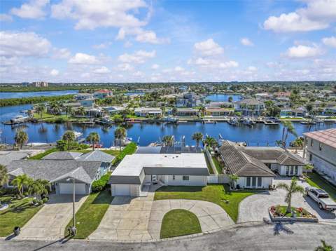 5524 Leeward Lane, New Port Richey FL - photo 19 of 35