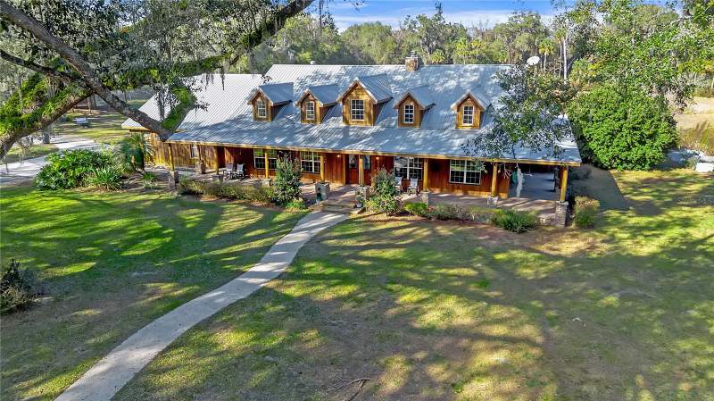 4 bedroom Single Family Residence at 27737 County Road 44A, Metes And Bounds, Eustis — photo 3