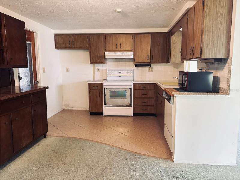 2 bedroom Single Family Residence at 3249 Trask Drive, Aloha Gardens, Holiday — photo 3