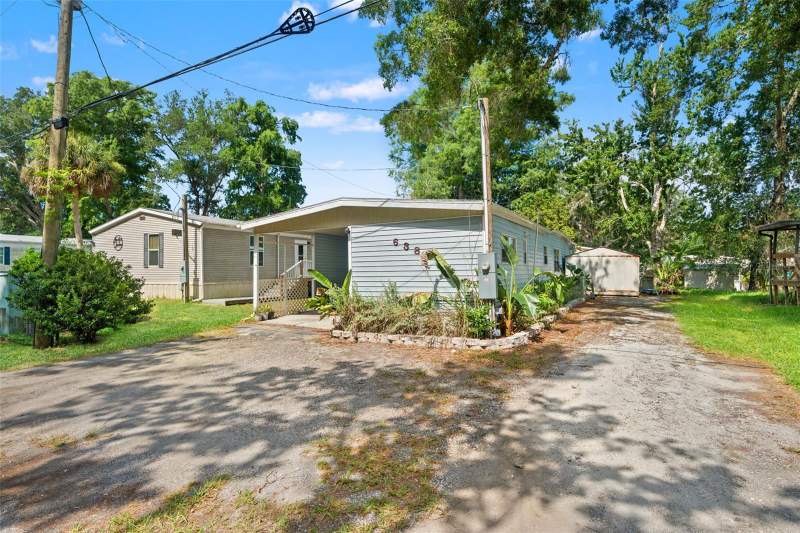 4 bedroom Mobile Home at 6380 Richard Drive, Weeki Wachee Shores, Weeki Wachee — photo 4