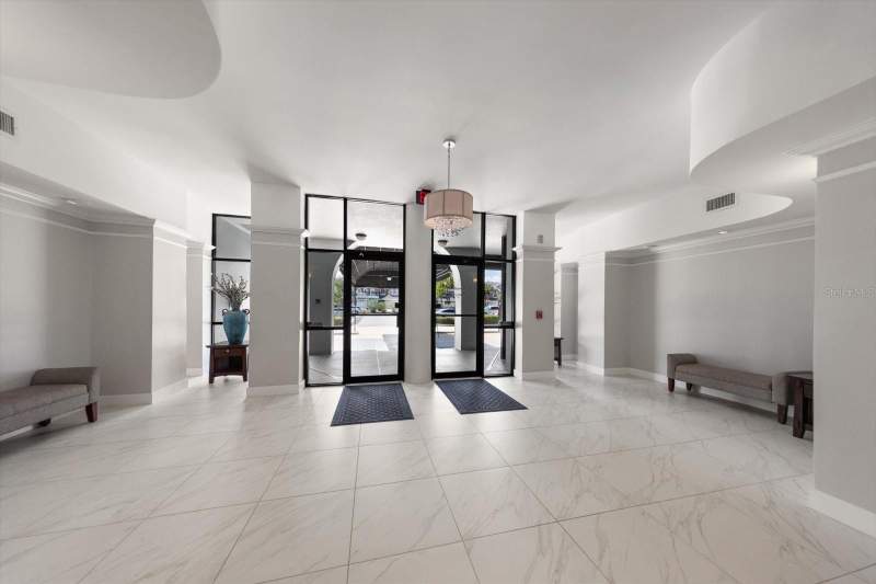 2 bedroom Condominium at 14820 Rue De Bayonne #505, Chateau Bayonne Condo, Clearwater — photo 5
