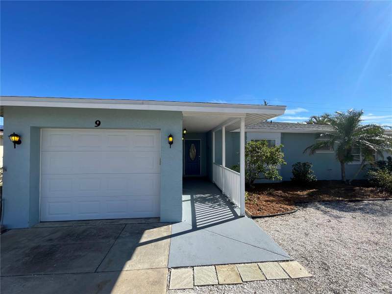 2 bedroom Single Family Residence at 9 Annapolis Lane, Rotonda West Oakland Hills, Rotonda West — photo 3