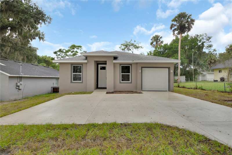 3 bedroom Single Family Residence at 114 S Grove Street, Sunny Side Deland Heights, Deland — photo 1