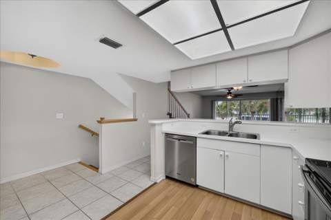 14846 Seminole Trail, Seminole FL - photo 23 of 79
