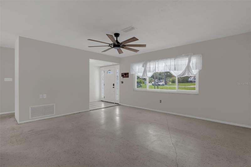 3 bedroom Single Family Residence at 35505 CRESCENT DRIVE, CRESCENT COVE, FRUITLAND PARK — photo 5