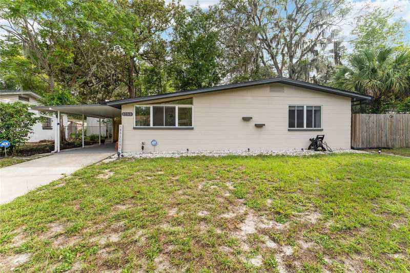 2 bedroom Single Family Residence at 1753 NE 20th Place, Carol Estates Terrace, Gainesville — photo 1