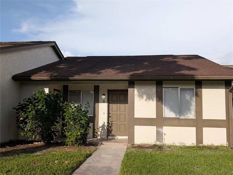 2 bedroom Villa at 2888 Bancroft Circle #5B, Villas Of Beacon Groves, Palm Harbor — photo 1