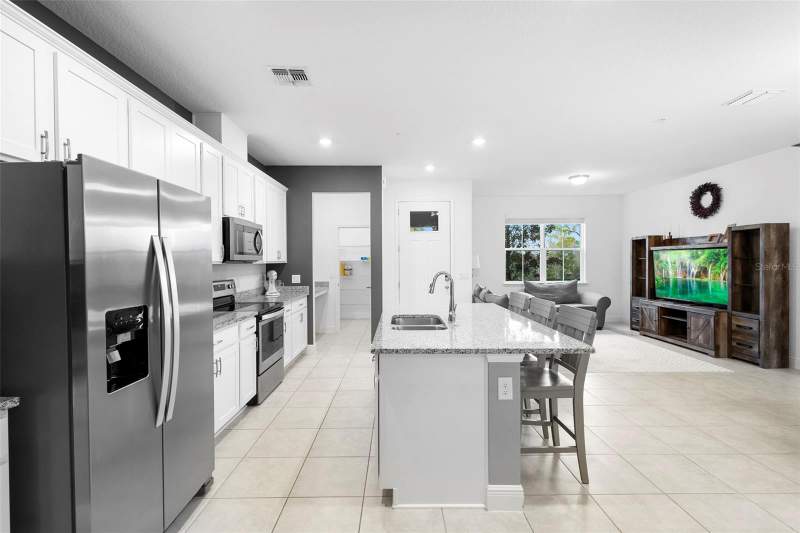 3 bedroom Townhouse at 14989 Apollo Bond Drive, Watermark Ph 3, Winter Garden — photo 4