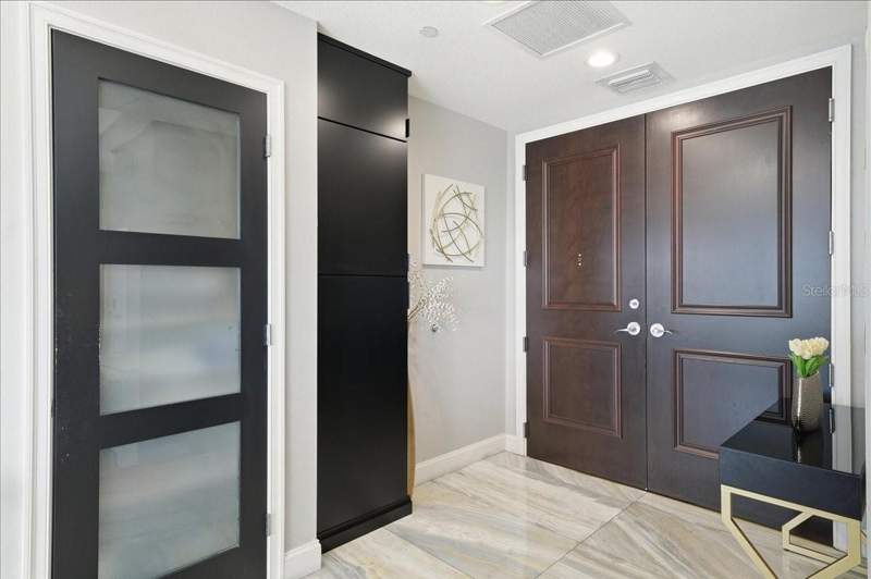 3 bedroom Condominium at 449 S 12th Street #1804, Towers Of Channelside Condomin, Tampa — photo 2