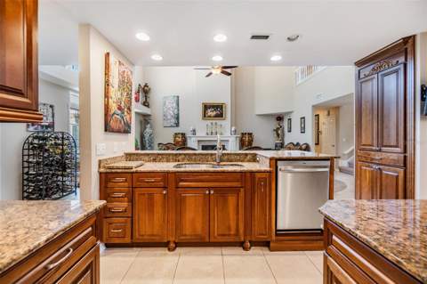 1422 Jumana Loop, Apollo Beach FL - photo 14 of 73