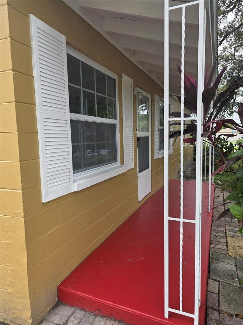 3 bedroom Single Family Residence at 2103 N Harold Avenue, Lincoln Gardens, Tampa — photo 2