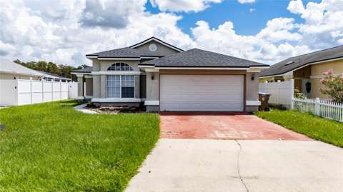 168 Seabreeze Circle, home for sale in Kissimmee 34743