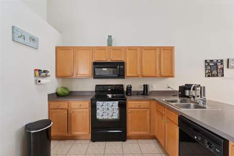 126 Madiera Beach Blvd, Kissimmee FL - photo 9 of 56