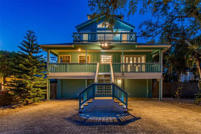 3 bedroom Single Family Residence at 416 Tennessee Avenue, Crystal Beach Rev, Crystal Beach — photo 3