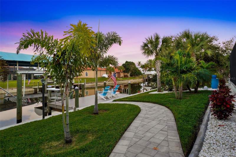 3 bedroom Single Family Residence at 9326 Panama Circle, Port Charlotte Sec 071, Port Charlotte — photo 3