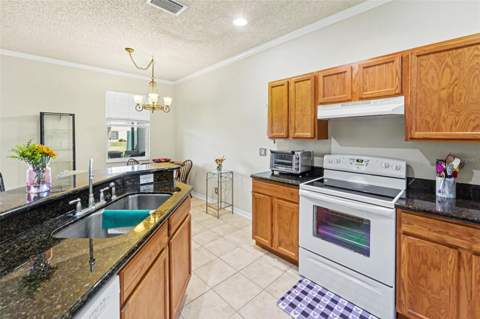 609 Vallance Way, St Petersburg FL - photo 11 of 30