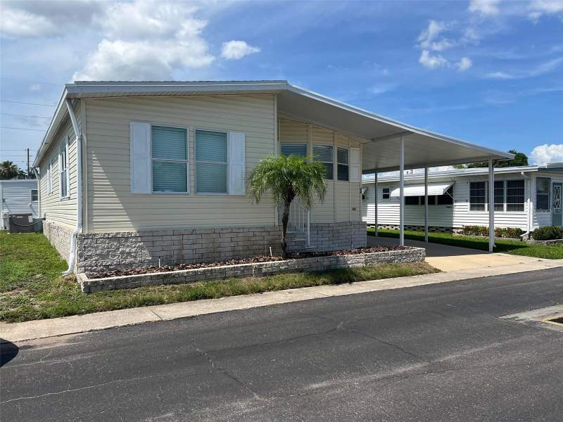 2 bedroom Manufactured Home at 12 Thatch Palm Street, Palm Hill Mobile Home Park Unrec, Largo — photo 3