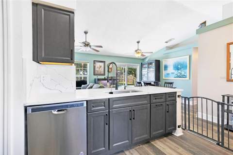 10652 Crescendo Loop, Clermont FL - photo 14 of 46