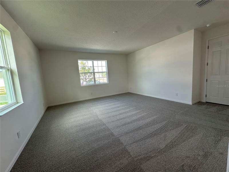 6 bedroom Single Family Residence at 2000 Beevalley Way, Trinity Gardens Phase 1, Deland — photo 3