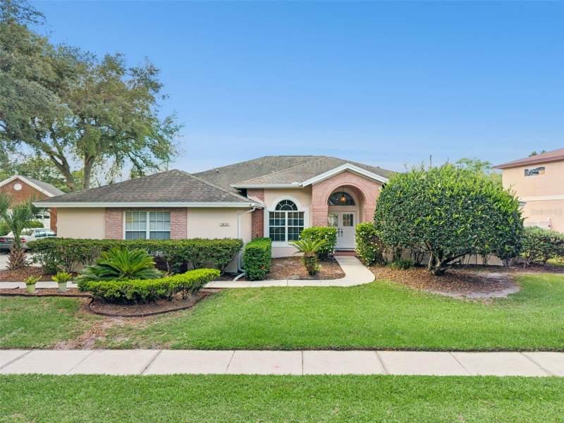 3833 SANIBEL COVE home for sale in River Walk
