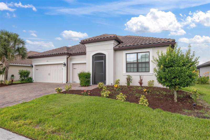 4 bedroom Single Family Residence at 3910 REDFIN PLACE, BELLALAGO PH 4K, KISSIMMEE — photo 1