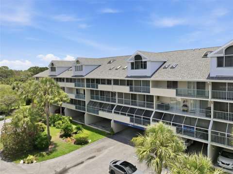 5557 Sea Forest Drive #215, home for sale in New Port Richey 34652