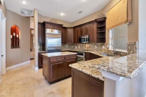 7718 Debeaubien Drive, Orlando FL - photo 18 of 98