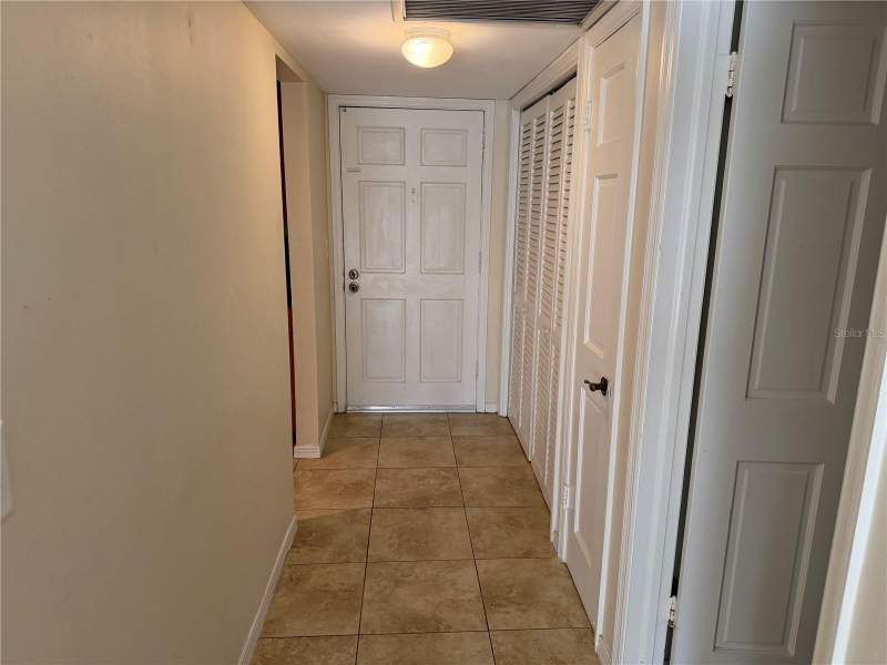 2 bedroom Condominium at 10335 Carrollwood Lane #116, The Grand At Olde Carrollwood, Tampa — photo 3