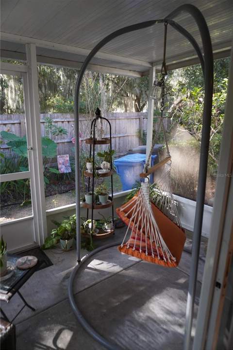 4730 Ashburn Pond Way, Tampa FL - photo 16 of 41