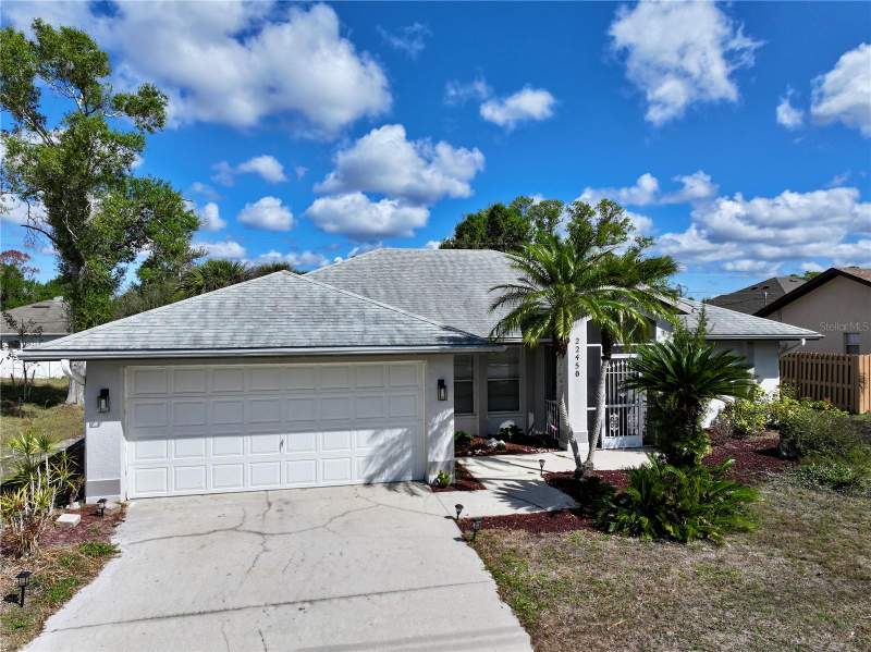 3 bedroom Single Family Residence at 22450 Peachland Boulevard, Port Charlotte Sec 050, Port Charlotte — photo 2