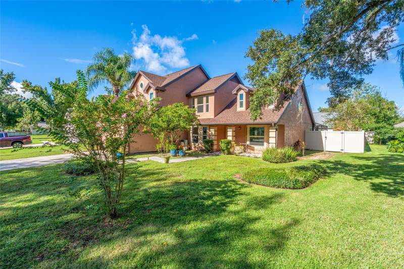4 bedroom Single Family Residence at 14904 Perriwinkle Place, Turtle Creek Unit II, Tampa — photo 2