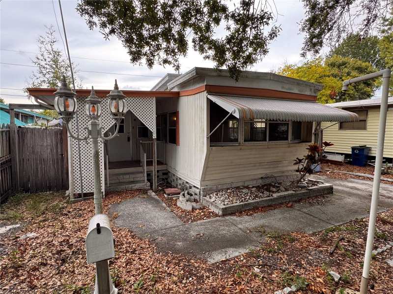 2 bedroom Mobile Home at 5042 76th Street, Pine Bay Park, St Petersburg — photo 1