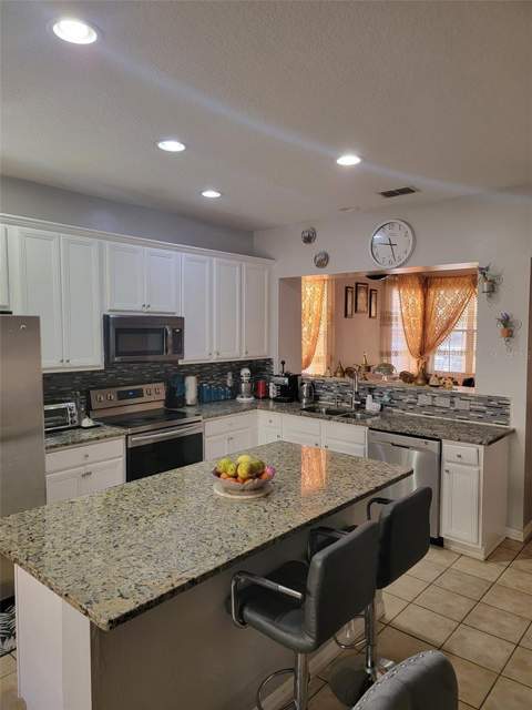 2682 Mayaguana Street, Kissimmee FL - photo 6 of 12