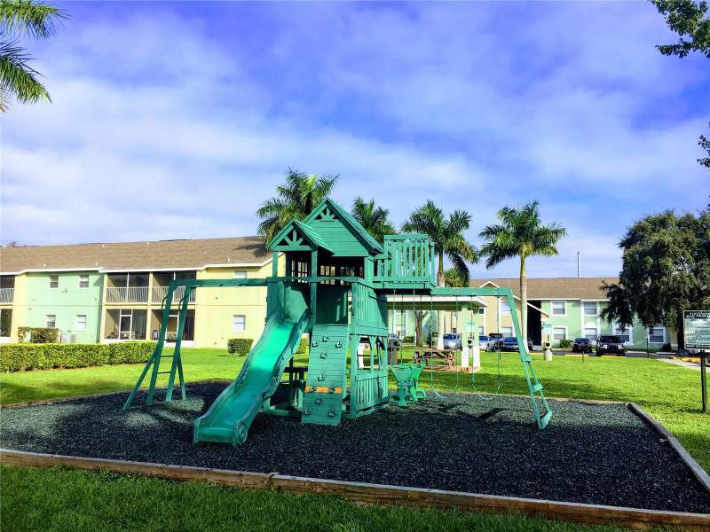 2 bedroom Condominium at 4202 Pershing Pointe Place #3, Palmas Altas, Orlando — photo 2