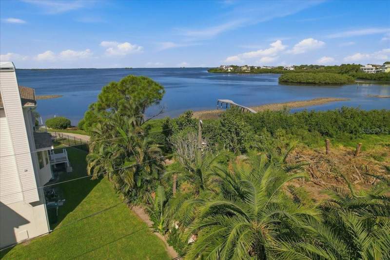 3 bedroom Single Family Residence at 402 Orchid Lane, Kramer F A Sub, Palm Harbor — photo 2