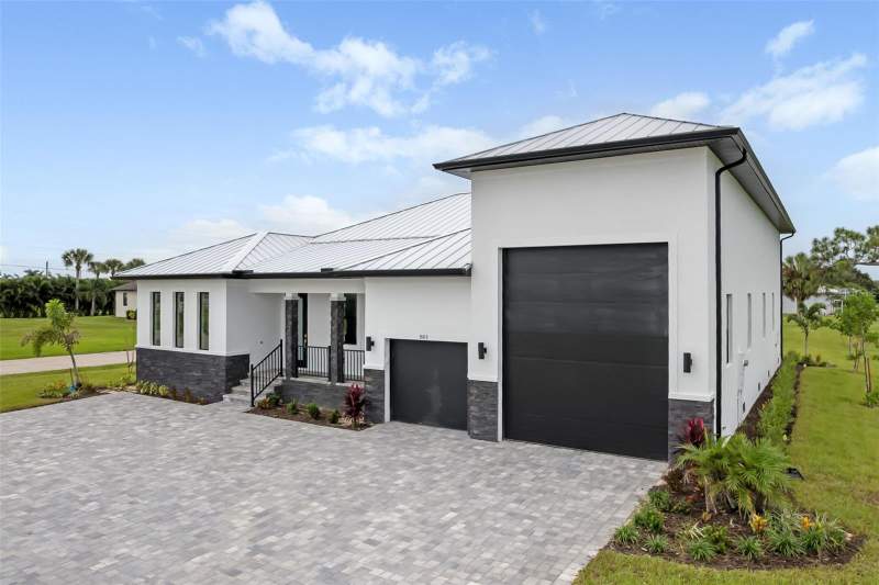 3 bedroom Single Family Residence at 801 Royal Poinciana, Punta Gorda Isles Sec 18, Punta Gorda — photo 5