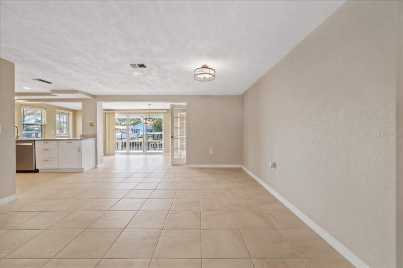 3 bedroom Single Family Residence at 4933 Shell Stream Boulevard, Flor A Mar, New Port Richey — photo 5