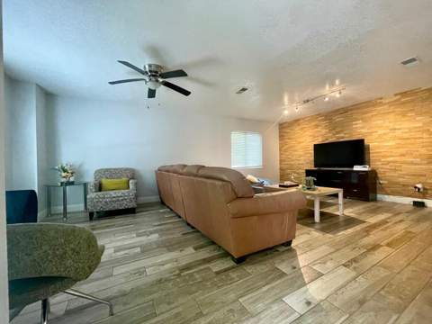 1044 Nin Street, Orlando FL - photo 7 of 56