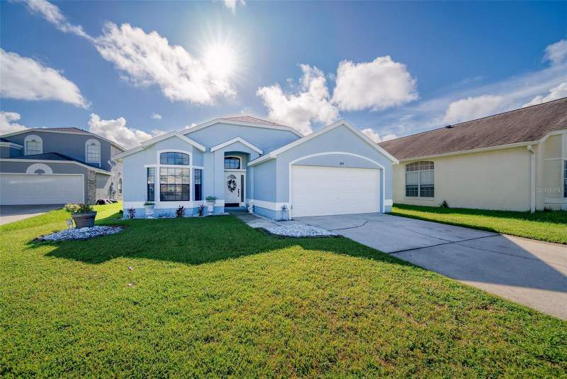Waterford LakesHomes for Sale in Orlando, FL