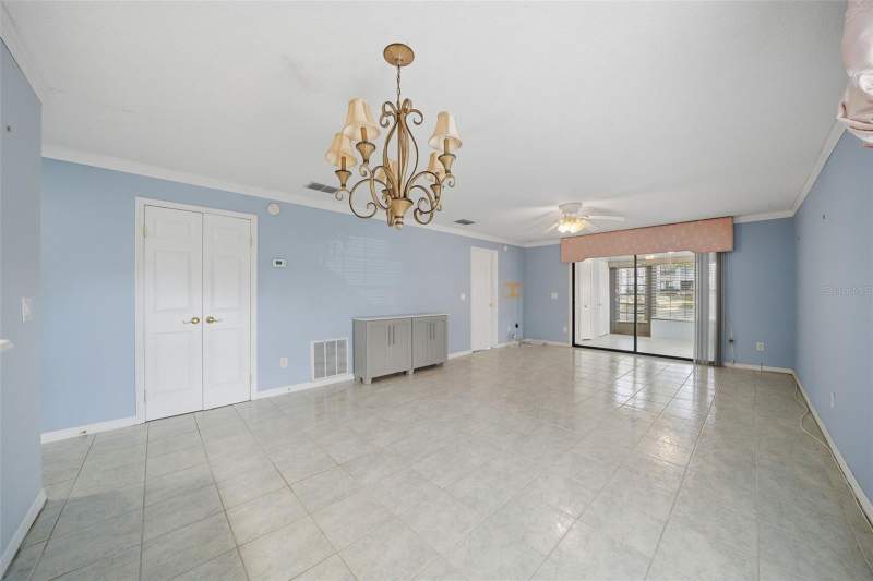 2 bedroom Condominium at 2130 Elm Street #401, Forest Park Condo, Dunedin — photo 2