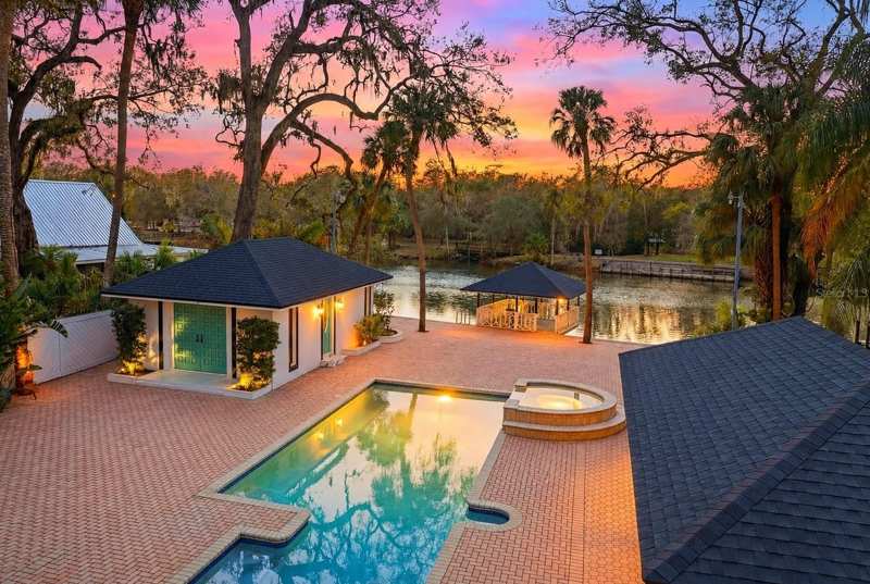 3 bedroom Single Family Residence at 7214 N Ola Avenue, Stetsons River Estates, Tampa — photo 1