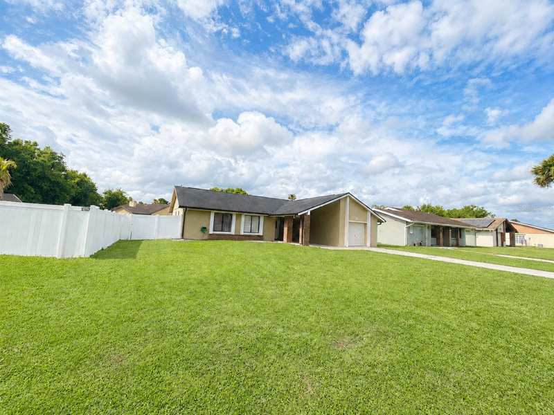 3 bedroom Single Family Residence at 17 S Flag Drive, Poinciana Village 1 Nbhd 3 South, Kissimmee — photo 1